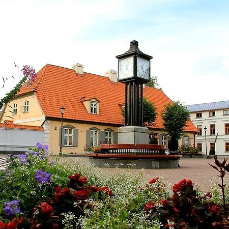 Center Apartment Ventspils Exterior photo