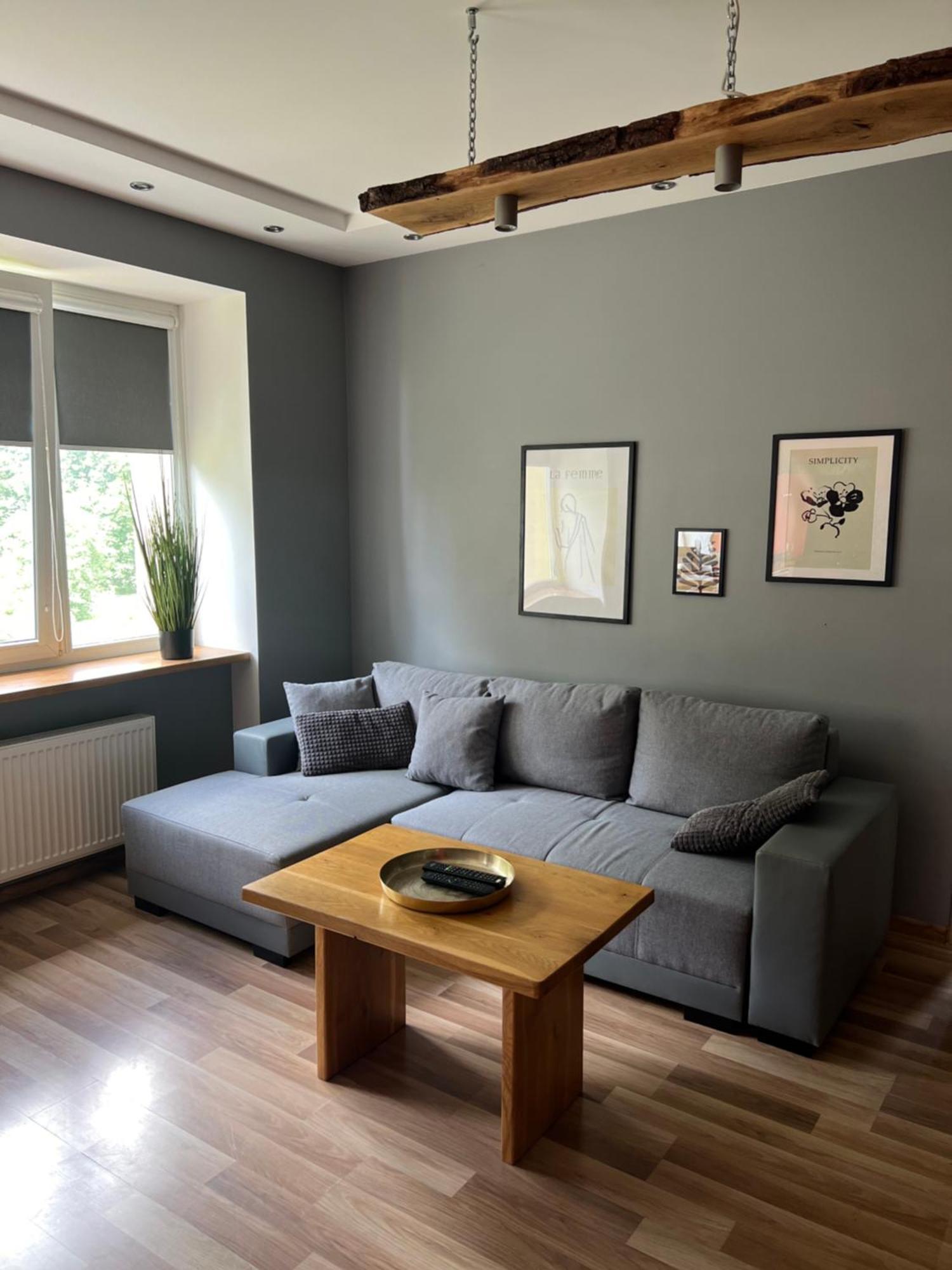 Center Apartment *